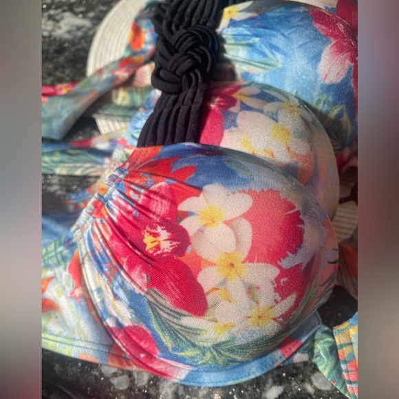 Largest collection of VS bikini bombshells in various sizes see description - Picture 6 of 16